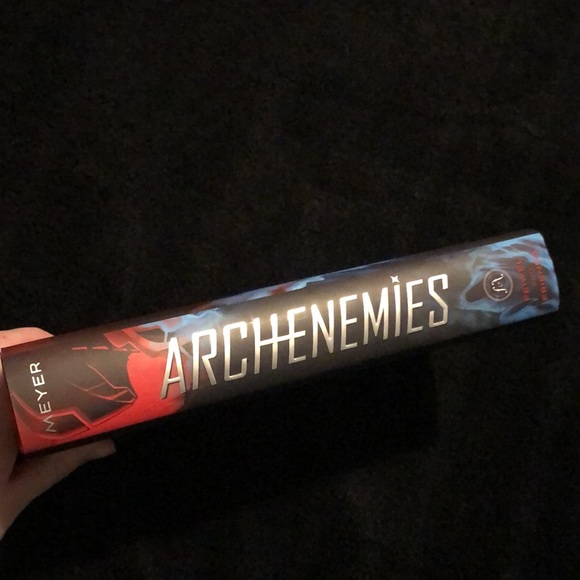 Arch-Enemies by Marissa Meyer Hardcover Good Condition Archenemies - Picture 3 of 11